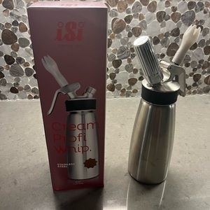 ISI Cream Profi Whip Whipper. Never used. All pieces and attachments included.